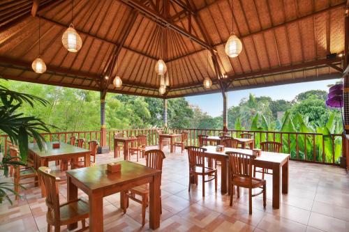 Balcony/terrace, BB Resort Villa and Spa in Nusa Penida Balcony/terrace, BB Resort Villa and Spa in Nusa Penida