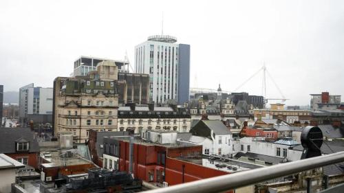Central Cardiff Lux Penthouse W/Roof Terrace