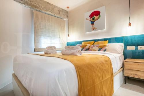 Pop art gem with paintings by local artist by REMS