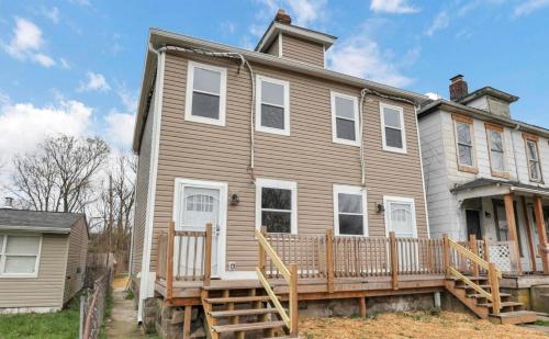 The Yale Townhouse 2 - 2BR in Franklinton The Yale Townhouse 2 - 2BR in Franklinton