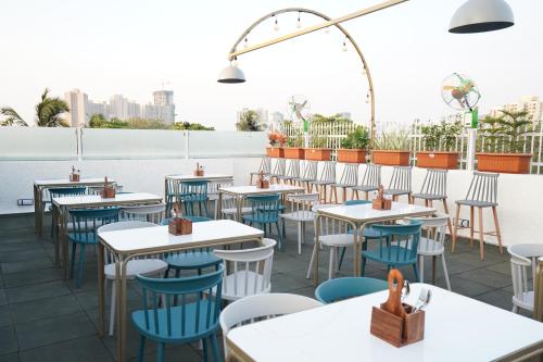 Restaurant, Farmhouse Residency Malad in Malad Restaurant, Farmhouse Residency Malad in Malad