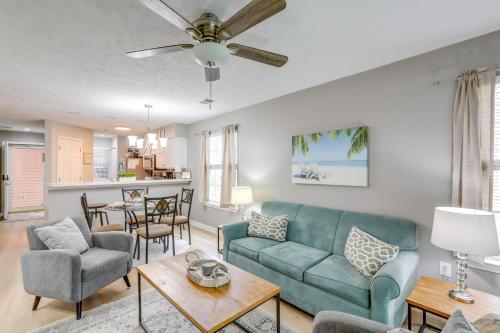 Southern Charm Condo with Pool about 4 Mi to Broadway! near Myrtle Waves Water Park Southern Charm Condo with Pool about 4 Mi to Broadway! near Myrtle Waves Water Park