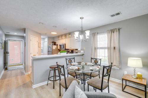 Southern Charm Condo with Pool about 4 Mi to Broadway! near Myrtle Waves Water Park Southern Charm Condo with Pool about 4 Mi to Broadway! near Myrtle Waves Water Park