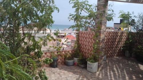 Jardín, LaBelleVue - penthouse en Sipres 5, plage in Rufisque Jardín, LaBelleVue - penthouse en Sipres 5, plage in Rufisque