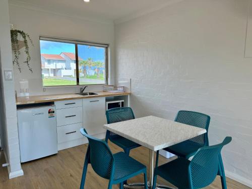 Dapur, African Reef Resort in Geraldton Dapur, African Reef Resort in Geraldton