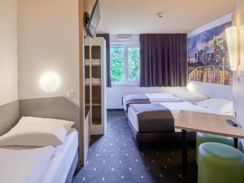 B&B Hotel Frankfurt City-Ost - image 2