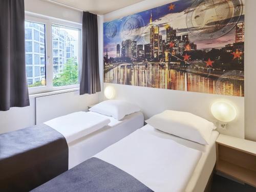 B&B Hotel Frankfurt City-Ost - image 4