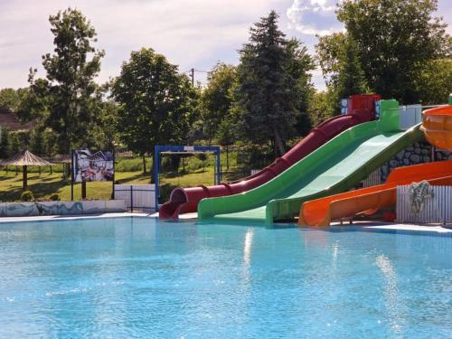 Domacinstvo Pecina Petnica in Petnica Domacinstvo Pecina Petnica in Petnica