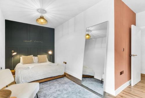 Giant Savings on Long Stays B1 Living, Enquire Now