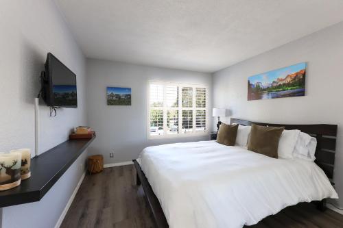 Cortez Hill Hideaway