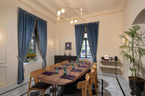 Rephael House Boutique Hotel in South Tel Alviv Rephael House Boutique Hotel in South Tel Alviv