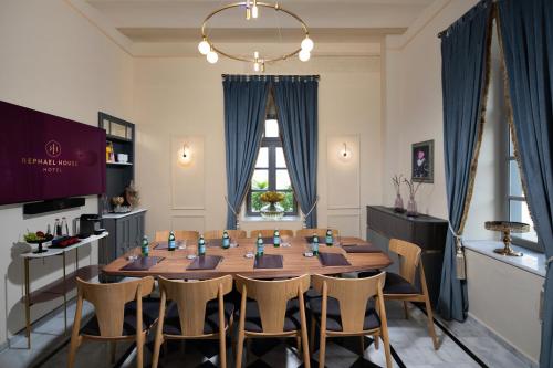 Rephael House Boutique Hotel in South Tel Alviv Rephael House Boutique Hotel in South Tel Alviv