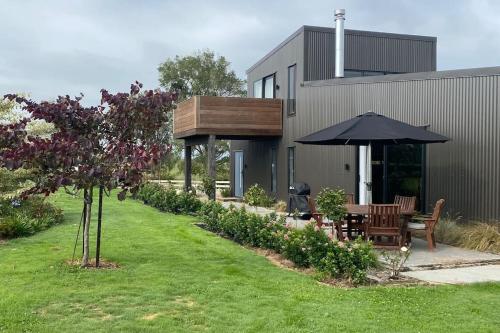 حديقة, Country Charm with Mountain views in Maungatautari حديقة, Country Charm with Mountain views in Maungatautari
