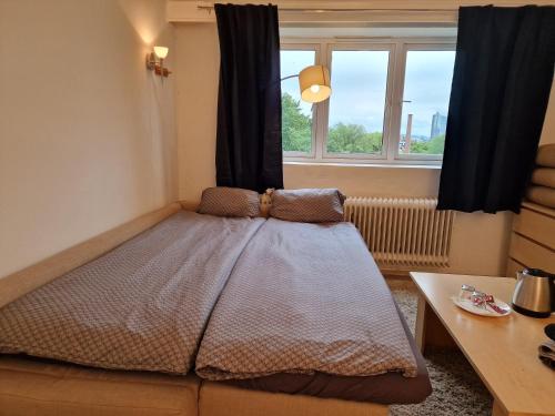 Private room in to roomsapartment (Grunneløkka) in Grünerløkka Private room in to roomsapartment (Grunneløkka) in Grünerløkka