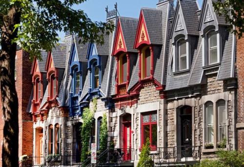 Chic St-Denis Modern & Comfortable Wifi AC