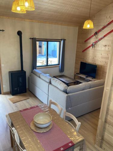 Chalet MELBA Le Clos des Ours in 默維林 Chalet MELBA Le Clos des Ours in 默維林