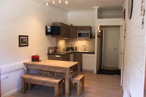 This photo about Residence Le Thuria shared on HyHotel.com