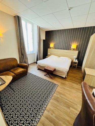 Logis Au Grand Hotel et son restaurant in Mayenne Logis Au Grand Hotel et son restaurant in Mayenne