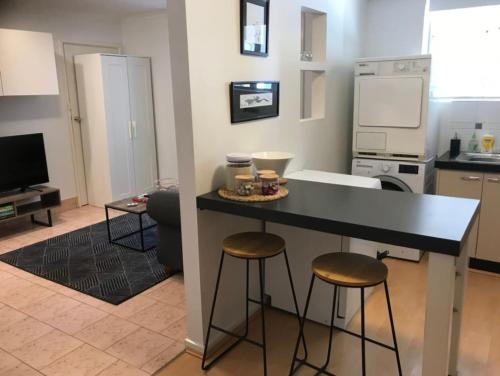 مطبخ, Adorable Studio Nestled in the Heart of Flynn - Hosted by Canstay in نورثن كانبير ا مطبخ, Adorable Studio Nestled in the Heart of Flynn - Hosted by Canstay in نورثن كانبير ا