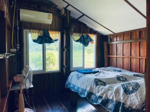 36m² 1 slaapkamer, 1 privé badkamer Vrijstaande woning in Samoeng (Baan บ้านสวนวิวทุ่ง) in Samoeng 36m² 1 slaapkamer, 1 privé badkamer Vrijstaande woning in Samoeng (Baan บ้านสวนวิวทุ่ง) in Samoeng