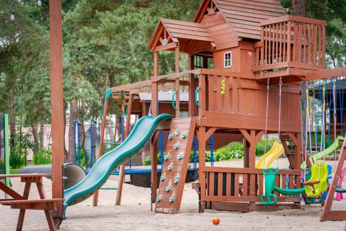 kinderspeeltuin, Campus Karolina BRENNO in Zielona Góra kinderspeeltuin, Campus Karolina BRENNO in Zielona Góra