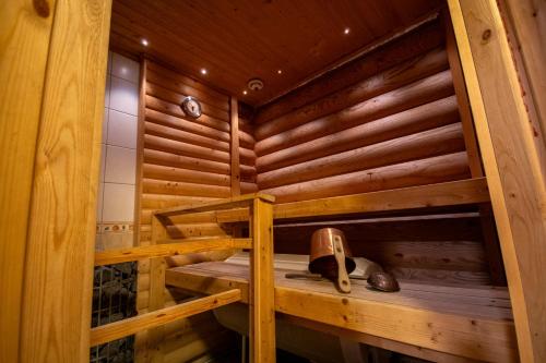 Sauna, Tahkon Hovimäenraitti 5B (Tahkon Hovimaenraitti 5B) in Nilsia Sauna, Tahkon Hovimäenraitti 5B (Tahkon Hovimaenraitti 5B) in Nilsia