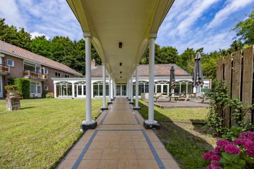 Utvendig, Fletcher Hotel Restaurant De Witte Raaf in Noordwijk Utvendig, Fletcher Hotel Restaurant De Witte Raaf in Noordwijk