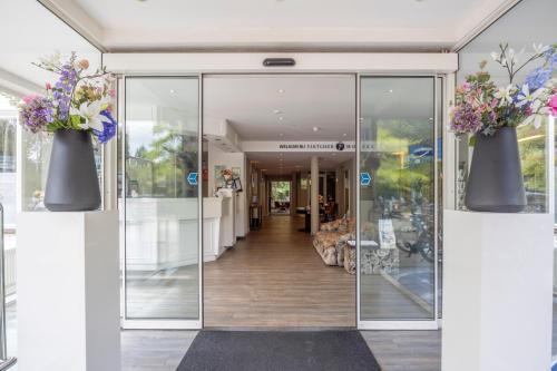 Fletcher Hotel Restaurant De Witte Raaf in นูดวิก Fletcher Hotel Restaurant De Witte Raaf in นูดวิก
