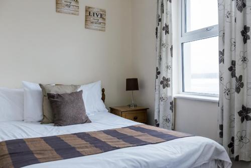 Ocean View - 2 Bedroom Townhouse in Bundoran Ocean View - 2 Bedroom Townhouse in Bundoran