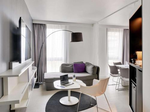 Meeting room / ballrooms, Novotel Suites Paris Issy les Moulineaux in Issy-Les-Moulineaux Meeting room / ballrooms, Novotel Suites Paris Issy les Moulineaux in Issy-Les-Moulineaux