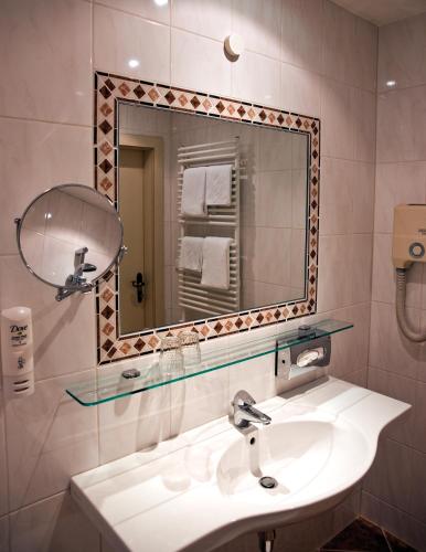 Bathroom, Appartement & Aparthotel Stern in Imst Bathroom, Appartement & Aparthotel Stern in Imst