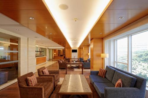 Bar/lounge, Hyatt Regency Pune near Phoenix Market City Bar/lounge, Hyatt Regency Pune near Phoenix Market City