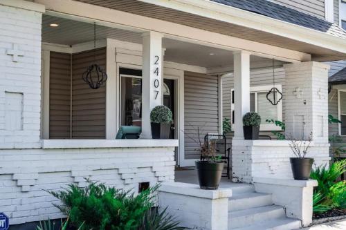 Perfect for Family Near IU Convention Downtown near Crown Hill Temető Perfect for Family Near IU Convention Downtown near Crown Hill Temető