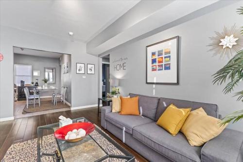 Convenient - Pet and Baby - Near Convention and Hospital near พิพิธภัณฑ์เด็กอินเดียน่าโพลิส Convenient - Pet and Baby - Near Convention and Hospital near พิพิธภัณฑ์เด็กอินเดียน่าโพลิส