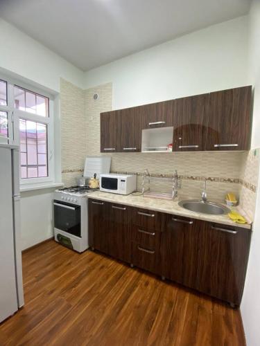 СЕМЬЯ дом для отдыха in Chirchik СЕМЬЯ дом для отдыха in Chirchik