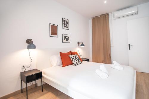 12CRC1038 - Big & Cozy 2bed Apartment in the city