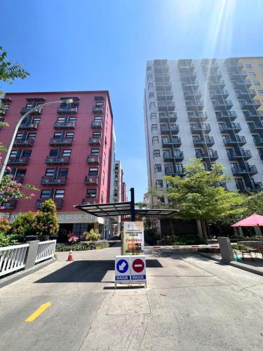 อพาร์ตเมนต์ 1 ห้องนอน 1 ห้องน้ำส่วนตัว ขนาด 3000 ตร.ม. – บันจาร์ซารี (solo urbana residence by skenario) in เจเบรส อพาร์ตเมนต์ 1 ห้องนอน 1 ห้องน้ำส่วนตัว ขนาด 3000 ตร.ม. – บันจาร์ซารี (solo urbana residence by skenario) in เจเบรส