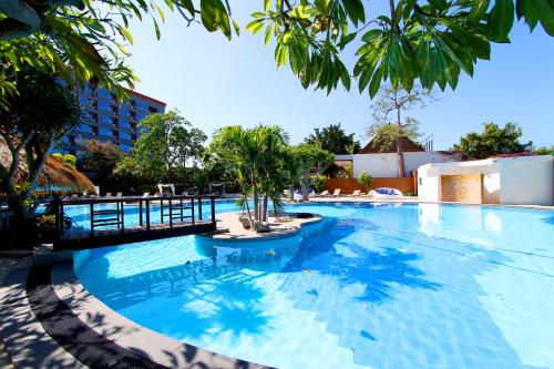 Coco Beach Hotel Jomtien near Jomtien Beach Night Market Coco Beach Hotel Jomtien near Jomtien Beach Night Market
