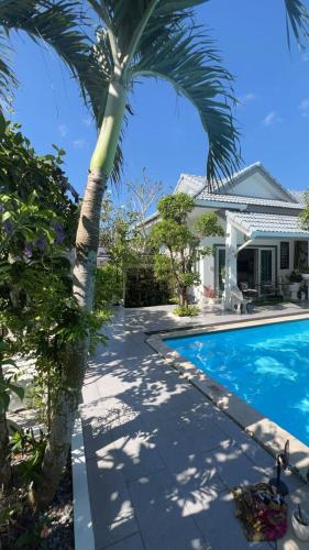 W&P Pool House in Chalung W&P Pool House in Chalung