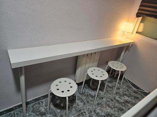 Habitación Familiar (Habitacion Familiar) in Villaverde Habitación Familiar (Habitacion Familiar) in Villaverde