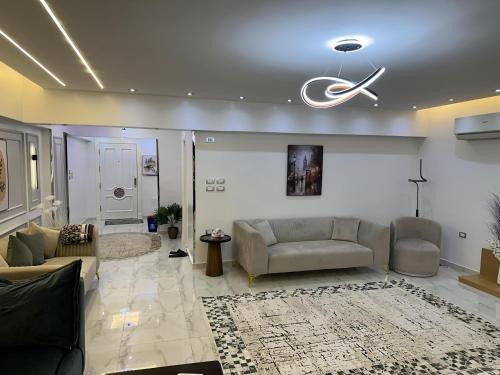 شقة فندقية على النيل in 만수라 شقة فندقية على النيل in 만수라
