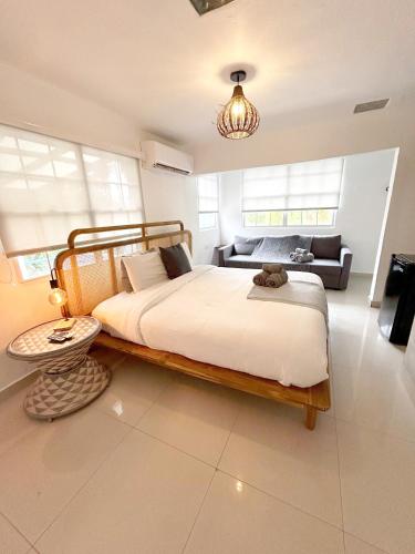 Facilities, The Pelican Poshtel in San Juan Facilities, The Pelican Poshtel in San Juan