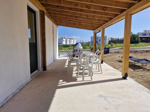 Pomos rockaway beach house in Pomos Pomos rockaway beach house in Pomos