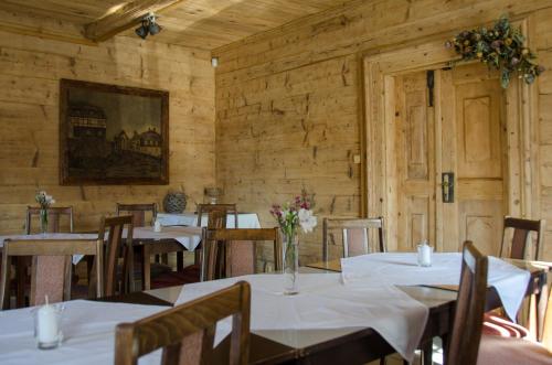 Hotel RON in Mikulasovice Hotel RON in Mikulasovice