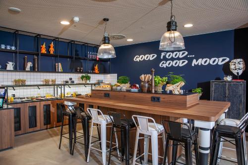 餐飲選擇, LOGINN Hotel Offenbach in 奧芬巴赫 餐飲選擇, LOGINN Hotel Offenbach in 奧芬巴赫