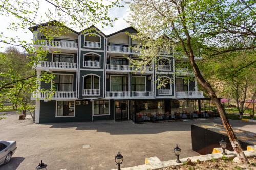 Maajid Quba Hotel&Restaurant Sanatorium in Qırızdəhnə Maajid Quba Hotel&Restaurant Sanatorium in Qırızdəhnə