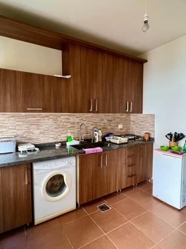 Kitchen, Ehden apartment - Beyond borders guesthouse in Ehden Kitchen, Ehden apartment - Beyond borders guesthouse in Ehden