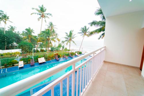 バルコニー/テラス, Skylar Seaview Beach Resort and Spa, Varkala in バルカラ バルコニー/テラス, Skylar Seaview Beach Resort and Spa, Varkala in バルカラ
