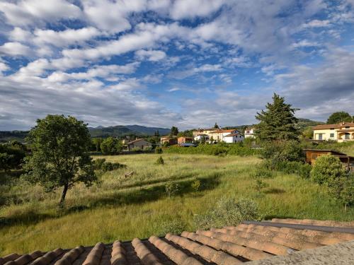 A környék, The Traveller's Residence with Balconies and Garden! in Busone A környék, The Traveller's Residence with Balconies and Garden! in Busone