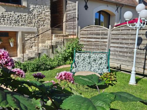 L'Abaca 21 in Sainte-Genevieve-les-Gasny L'Abaca 21 in Sainte-Genevieve-les-Gasny